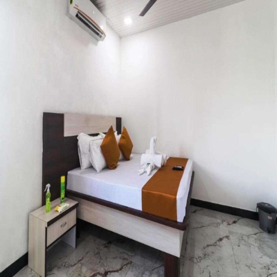 Hotel Sai Siddhi Inn - Midc Industrial Area, Mahape Navi Mumbai Bagian luar foto