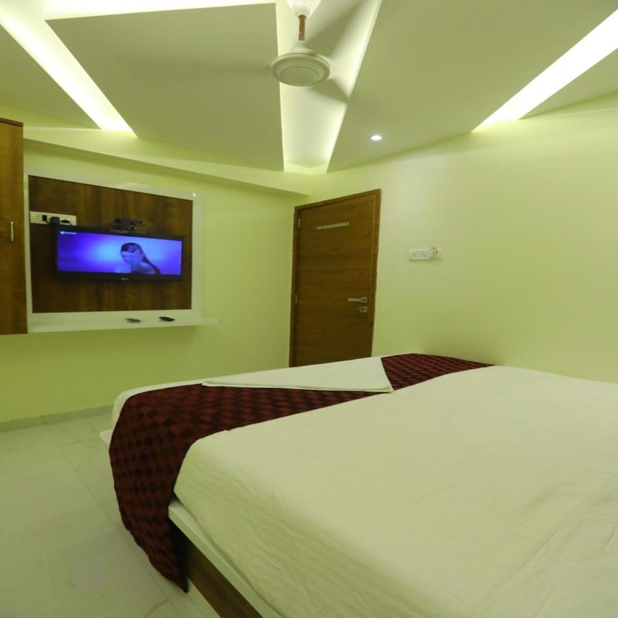Hotel Sai Siddhi Inn - Midc Industrial Area, Mahape Navi Mumbai Bagian luar foto
